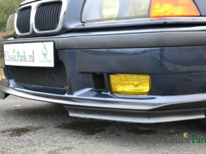 Image 43/50 of BMW 323i (1998)