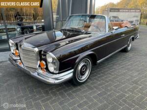 Image 1/14 de Mercedes-Benz 280 SE 3,5 (1970)