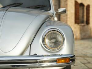 Image 9/49 of Volkswagen Beetle 1200 L (1982)