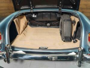 Afbeelding 8/19 van Mercedes-Benz 220 S Cabriolet (1956)