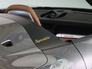 Image 15/20 of Porsche 911 Speedster (2019)