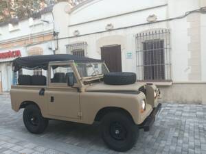 Bild 25/27 von Land Rover 88 (1978)