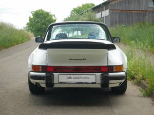 Image 6/25 of Porsche 911 Carrera 3.0 (1976)