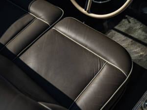 Image 28/37 of Lancia Aurelia B50 (1951)