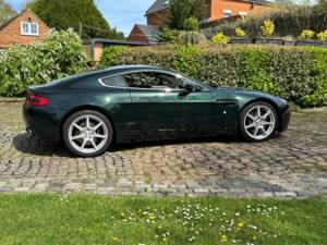 Imagen 12/28 de Aston Martin Vantage (2007)