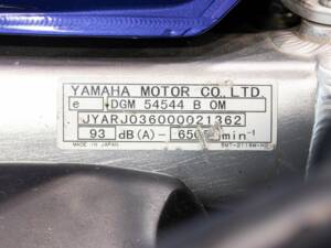 Image 15/50 of Yamaha DUMMY (2002)