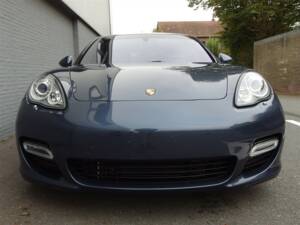 Bild 7/99 von Porsche Panamera Turbo (2009)