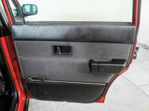 Image 37/50 of Volvo 240 (1987)