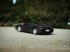 Bild 20/33 von Ferrari F 355 Spider (1997)