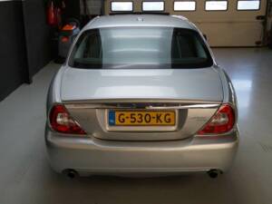Image 5/50 of Jaguar XJ 8 4.2 (2007)