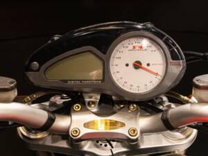 Immagine 48/50 di MV Agusta DUMMY (2008)