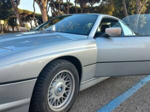 Image 7/7 de BMW 850i (1992)