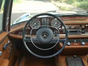 Bild 20/41 von Mercedes-Benz 250 SE (1967)