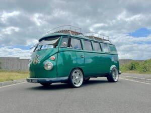 Immagine 3/4 di Volkswagen T1 Kombi (1963)