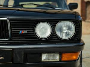 Immagine 23/50 di BMW M 535i (1985)