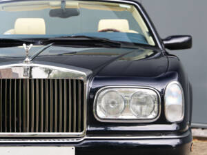 Image 15/52 of Rolls-Royce Corniche V (2000)