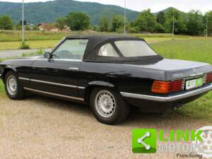 Image 3/10 de Mercedes-Benz 350 SL (1979)