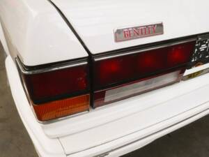 Image 18/50 of Bentley Turbo R (1990)