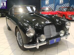 Image 9/58 of Aston Martin DB 2&#x2F;4 Mk II (1957)