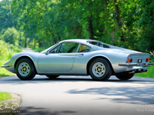 Immagine 35/73 di Ferrari Dino 246 GT (1971)