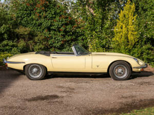 Afbeelding 5/45 van Jaguar E-Type V12 (1973)