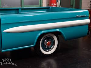 Bild 19/50 von Chevrolet Apache Panel (1958)