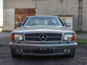 Image 43/95 of Mercedes-Benz 560 SEC (1985)