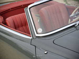 Image 21/59 of Mercedes-Benz 190 SL (1958)