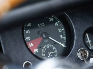 Immagine 10/36 di Jaguar XK 120 OTS (1951)
