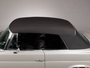 Bild 16/43 von Mercedes-Benz 250 SE (1967)