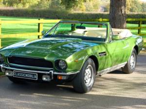 Image 18/33 of Aston Martin V8 Volante (1981)