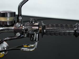 Image 32/50 of Kawasaki DUMMY (1973)