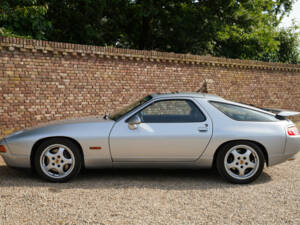 Immagine 12/50 di Porsche 928 GTS (1993)