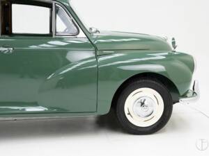 Image 10/15 of Morris Minor 1000 Traveller (1962)