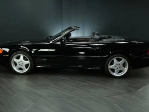 Imagen 10/30 de Mercedes-Benz SL 500 (1998)