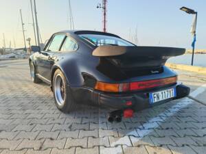 Imagen 8/49 de Porsche 911 Turbo 3.3 (1981)