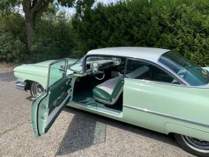 Image 7/13 de Cadillac Coupe DeVille (1959)
