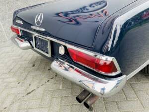 Bild 9/36 von Mercedes-Benz 230 SL (1967)