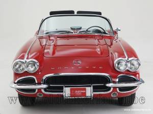 Image 9/15 of Chevrolet Corvette (1962)