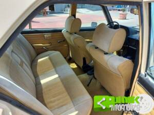 Image 5/10 de BMW 525 (1975)