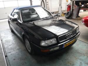 Bild 24/47 von Audi Cabriolet 2.0 E (1995)