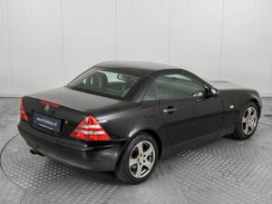 Image 41/47 de Mercedes-Benz SLK 200 (1999)