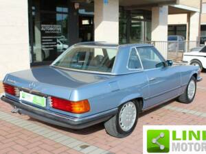 Image 5/10 de Mercedes-Benz 450 SL (1974)