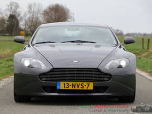 Imagen 6/37 de Aston Martin V8 Vantage (2005)