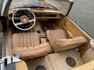 Imagen 16/36 de Mercedes-Benz 230 SL (1966)