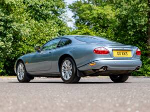 Bild 3/37 von Jaguar XKR (2003)