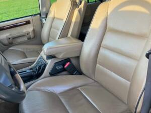 Bild 9/14 von Land Rover Discovery 4.0 HSE (2000)