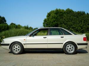 Imagen 12/50 de Audi 80 - 2.0E quattro (1992)