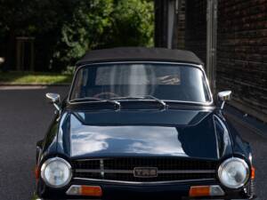 Image 4/15 de Triumph TR 6 (1969)