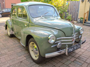 Bild 2/29 von Renault 4 CV (1954)